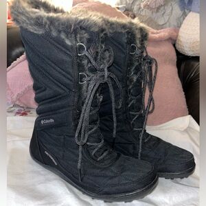 Columbia ~Women's Faux Fur Black Boots~9